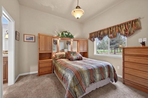 Tiny photo for 785 Ribbon Falls Road, Redmond, OR 97756 (MLS # 220219347)