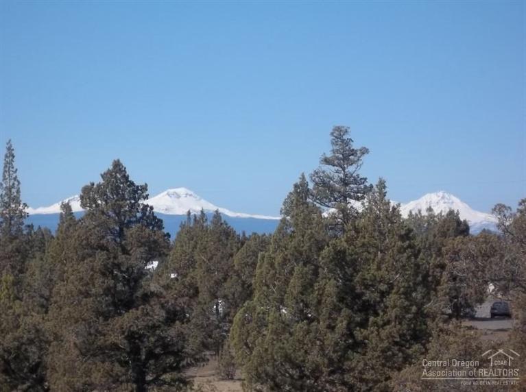 Bend Cascade View - Land