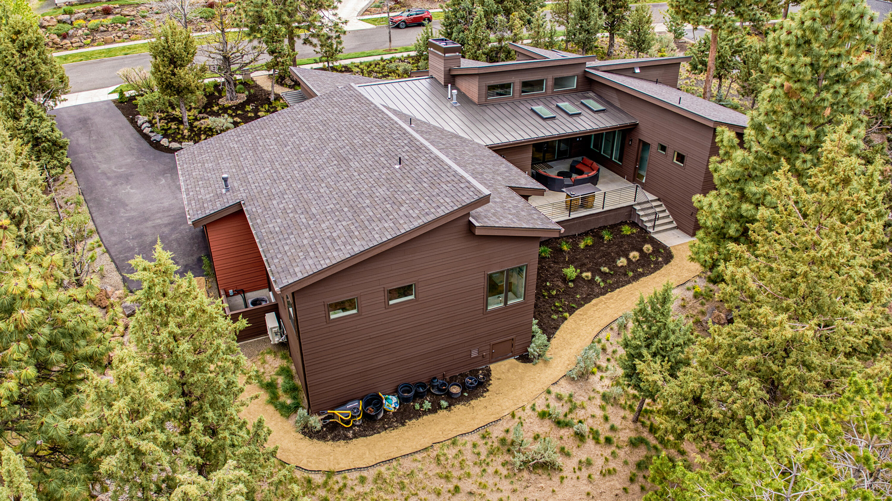 874 NW Haleakala Way