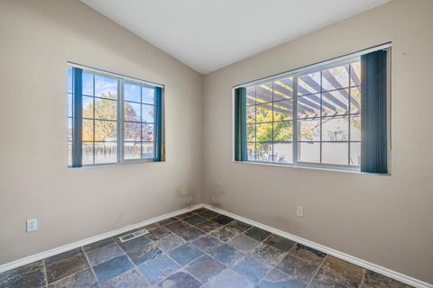 Tiny photo for 6409 Harlan Drive, Klamath Falls, OR 97603 (MLS # 220211088)