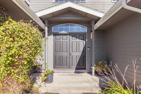 Tiny photo for 6409 Harlan Drive, Klamath Falls, OR 97603 (MLS # 220211088)