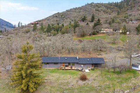 Tiny photo for 872 Scott Drive, Grants Pass, OR 97527 (MLS # 220217598)