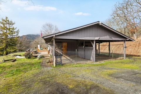 Tiny photo for 872 Scott Drive, Grants Pass, OR 97527 (MLS # 220217598)