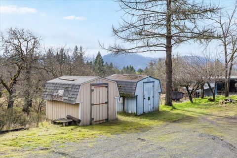Tiny photo for 872 Scott Drive, Grants Pass, OR 97527 (MLS # 220217598)
