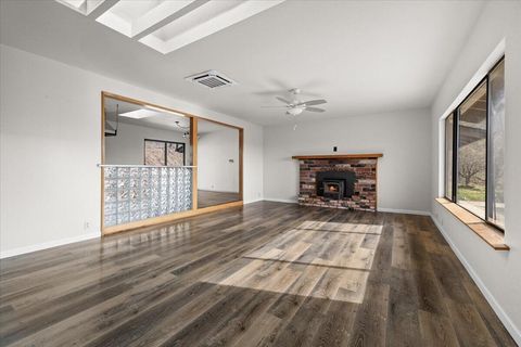 Tiny photo for 872 Scott Drive, Grants Pass, OR 97527 (MLS # 220217598)