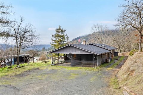 Tiny photo for 872 Scott Drive, Grants Pass, OR 97527 (MLS # 220217598)