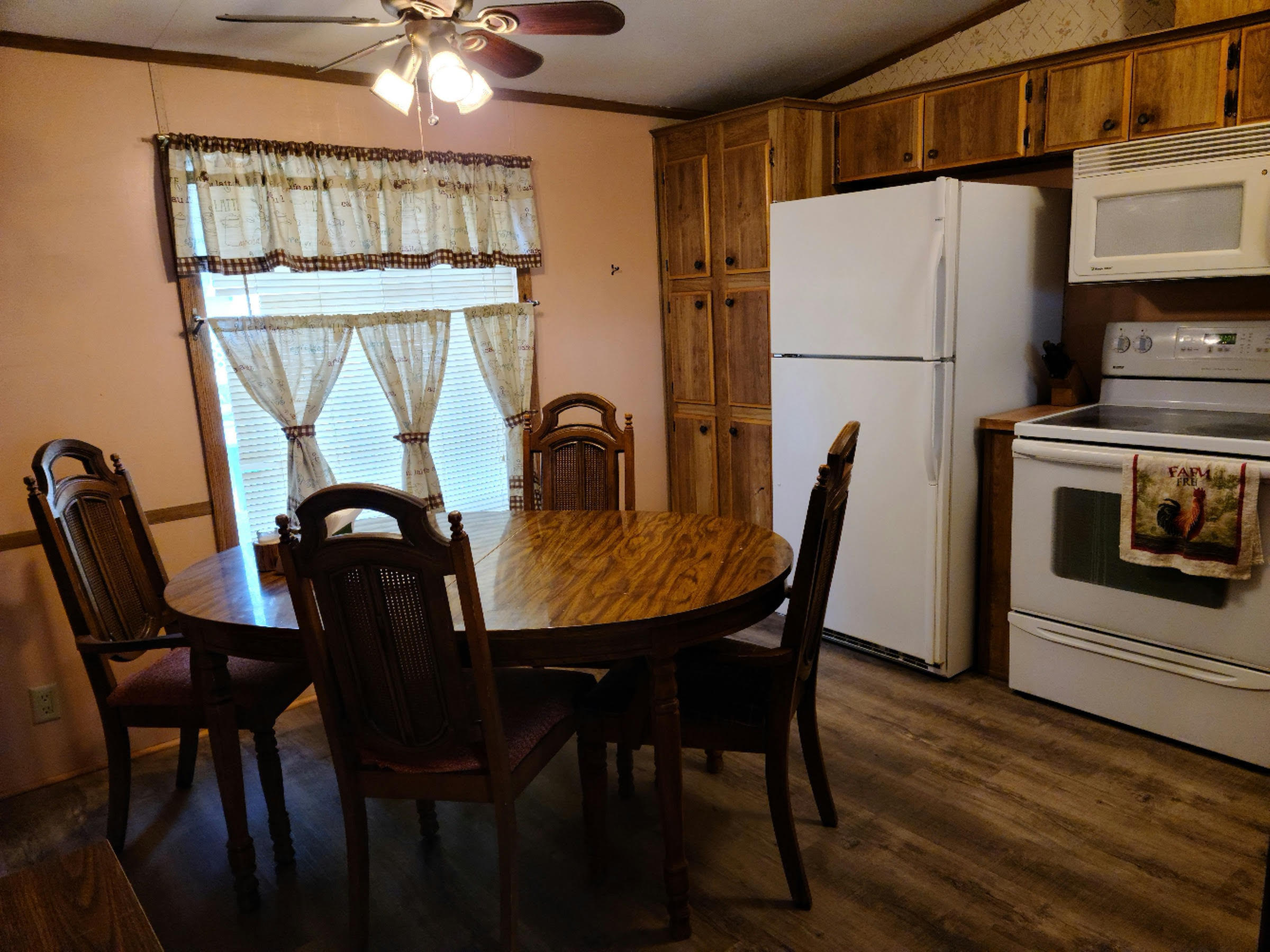 Pinecrest - Residential