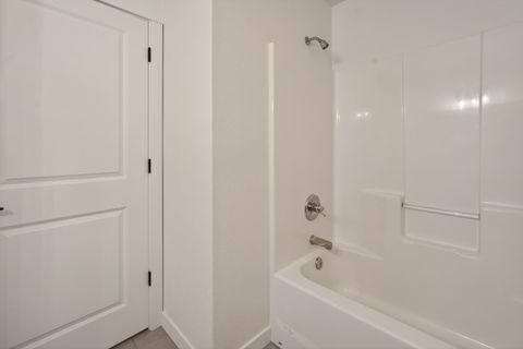 Tiny photo for 51992 Dorrance Meadow Road, La Pine, OR 97739 (MLS # 220218460)