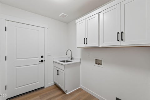 Tiny photo for 51992 Dorrance Meadow Road, La Pine, OR 97739 (MLS # 220218460)