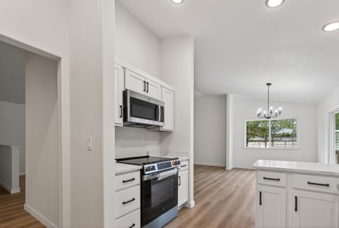 Tiny photo for 51992 Dorrance Meadow Road, La Pine, OR 97739 (MLS # 220218460)