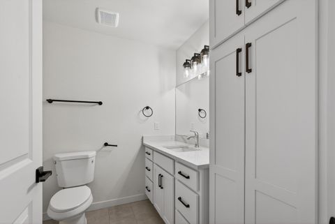 Tiny photo for 51992 Dorrance Meadow Road, La Pine, OR 97739 (MLS # 220218460)
