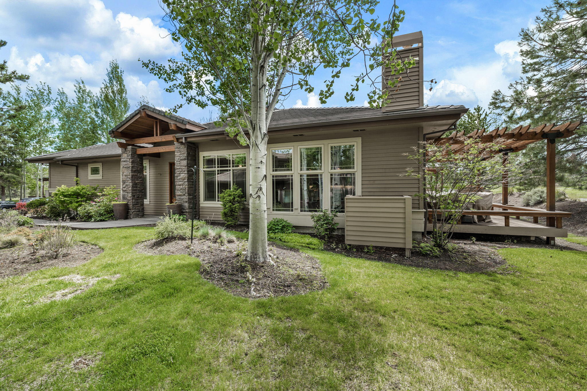 Broken Top - Residential