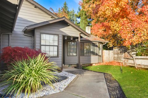 Tiny photo for 2327 Derry Court, Medford, OR 97504 (MLS # 220212141)
