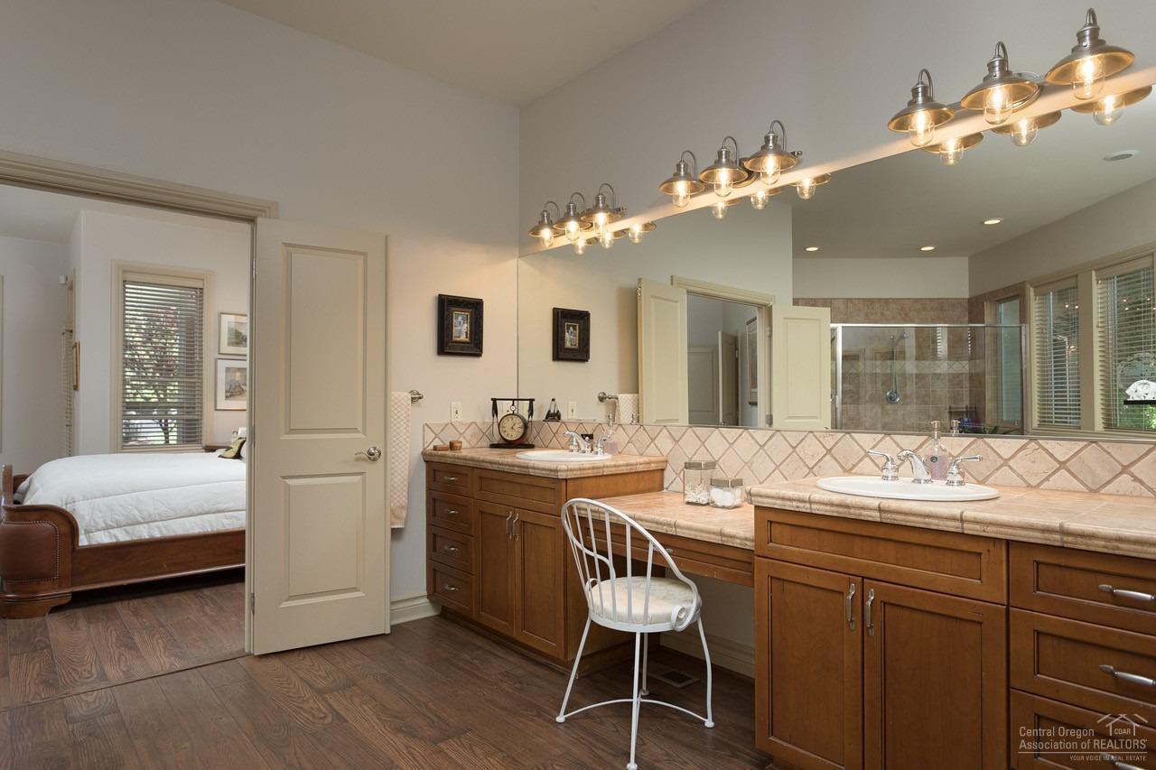 Awbrey Butte - Residential