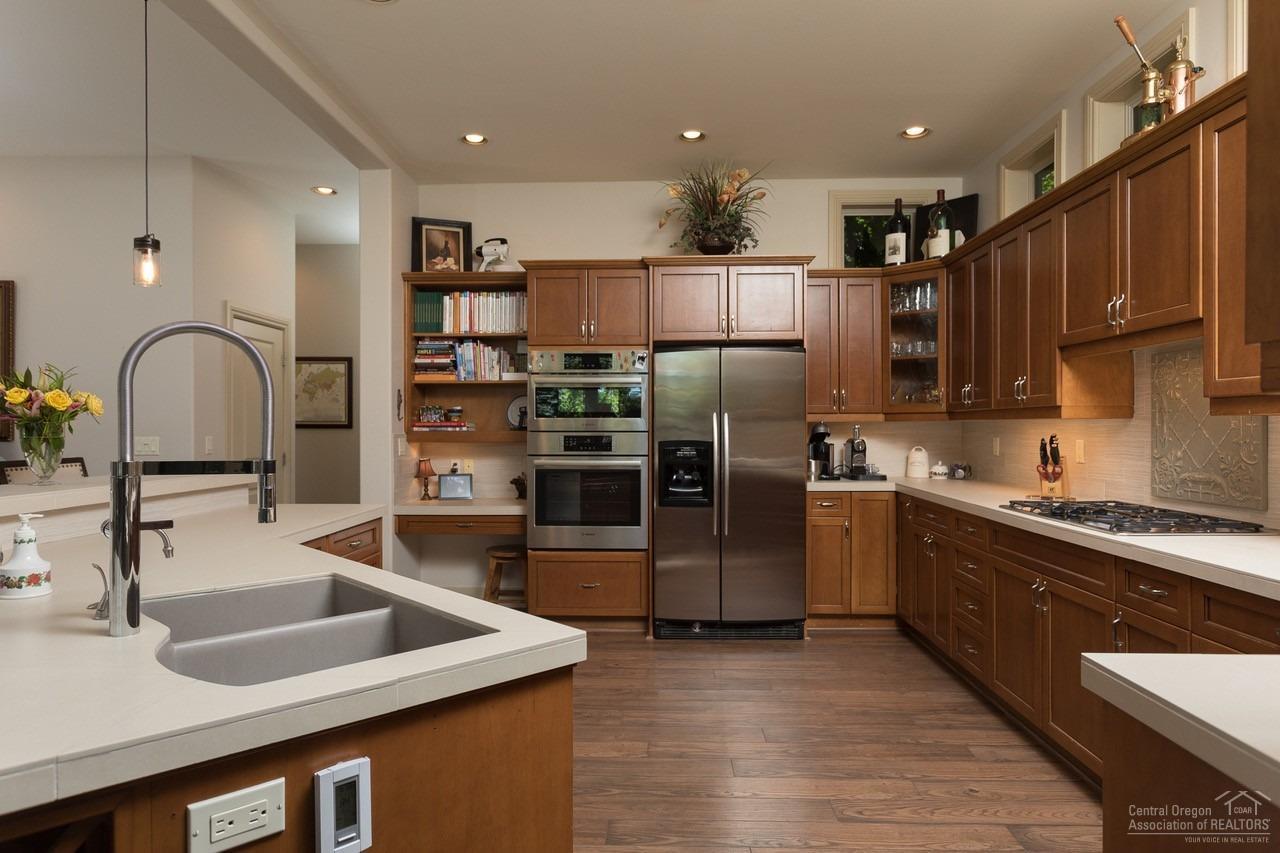 Awbrey Butte - Residential