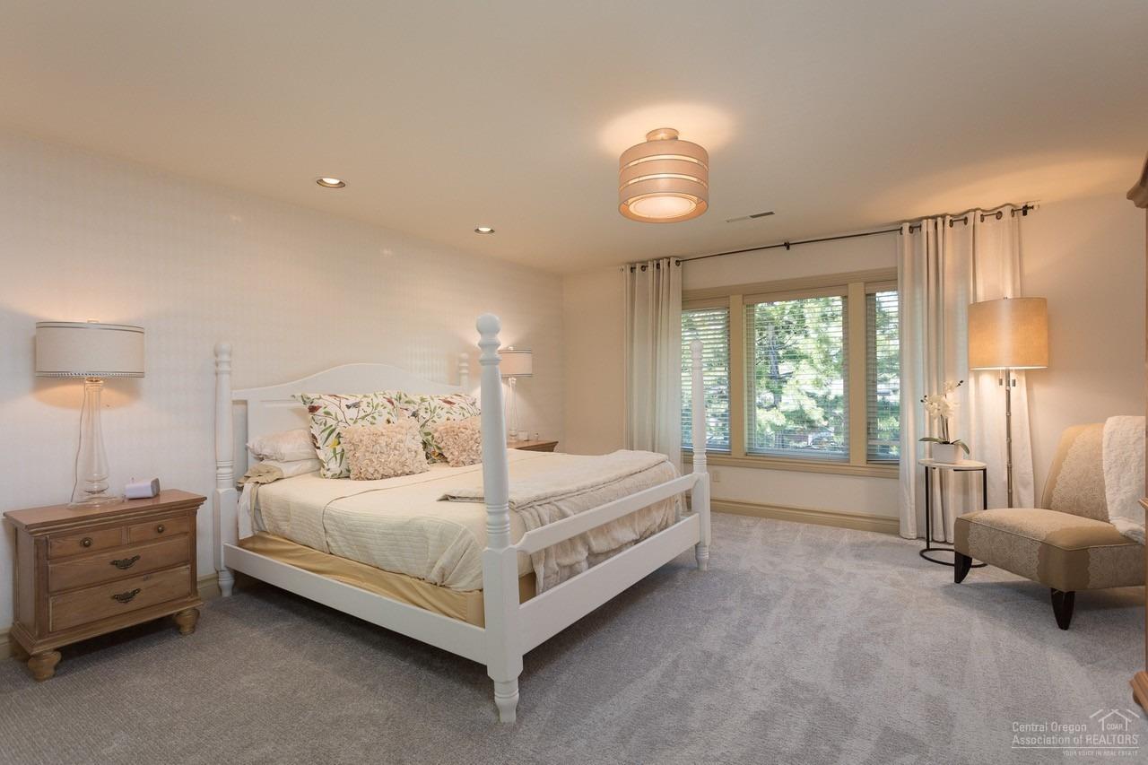 Awbrey Butte - Residential