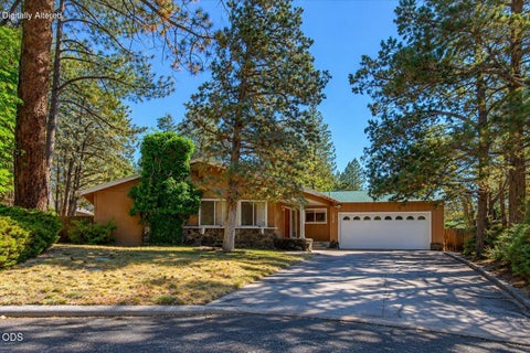 Photo of 1934 NW Eastes Street NW, Bend, OR 97703 (MLS # 220229559)