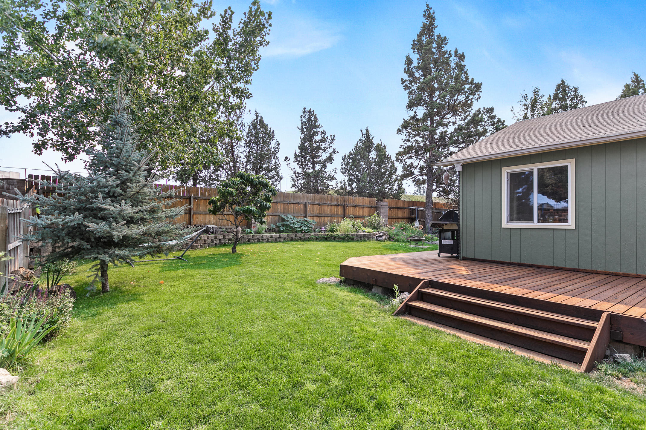 Cascade Peaks - Residential