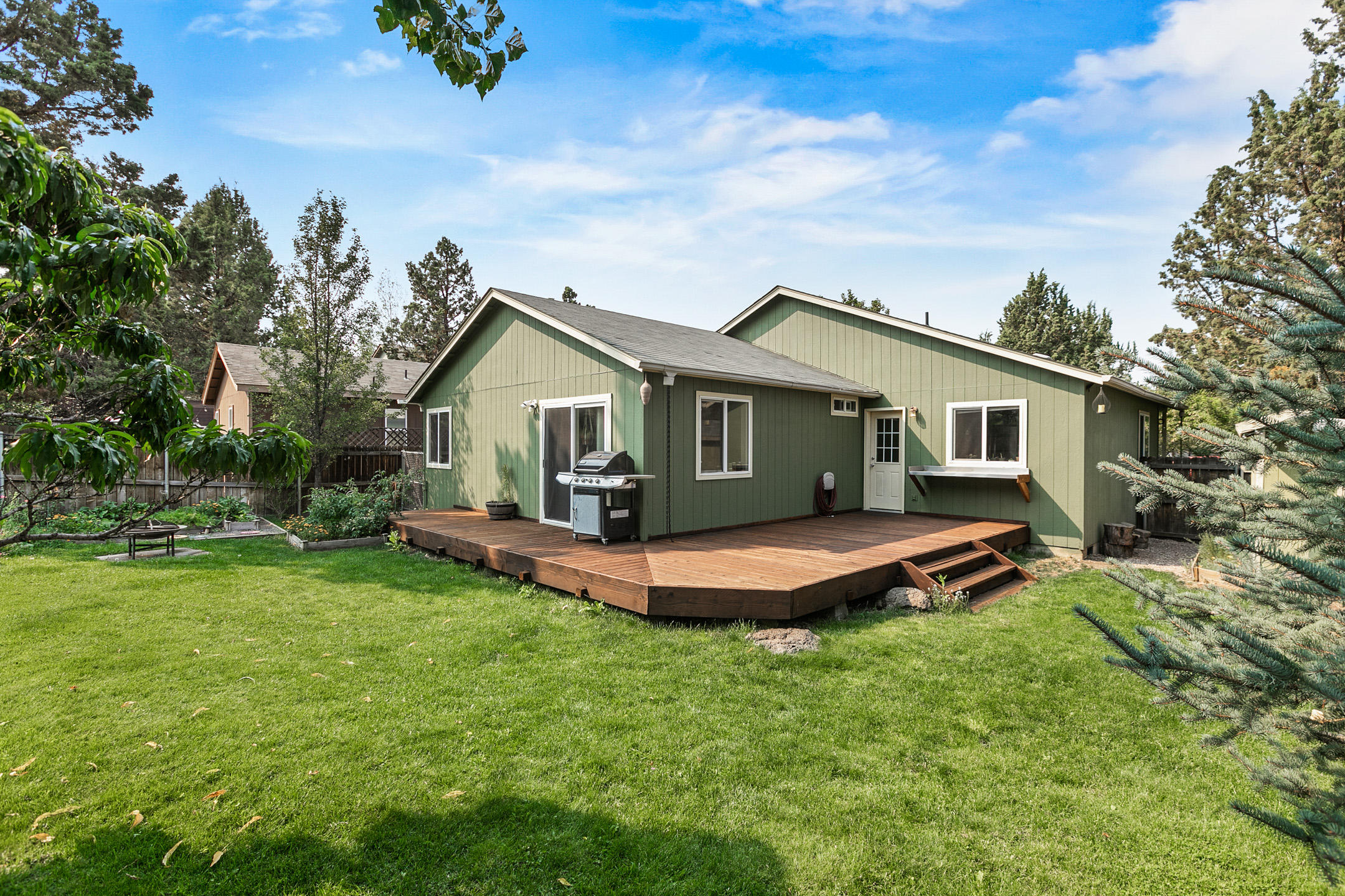 Cascade Peaks - Residential