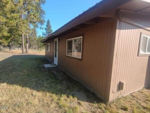 Photo of 52685 Doe Lane, La Pine, OR 97739 (MLS # 220227432)
