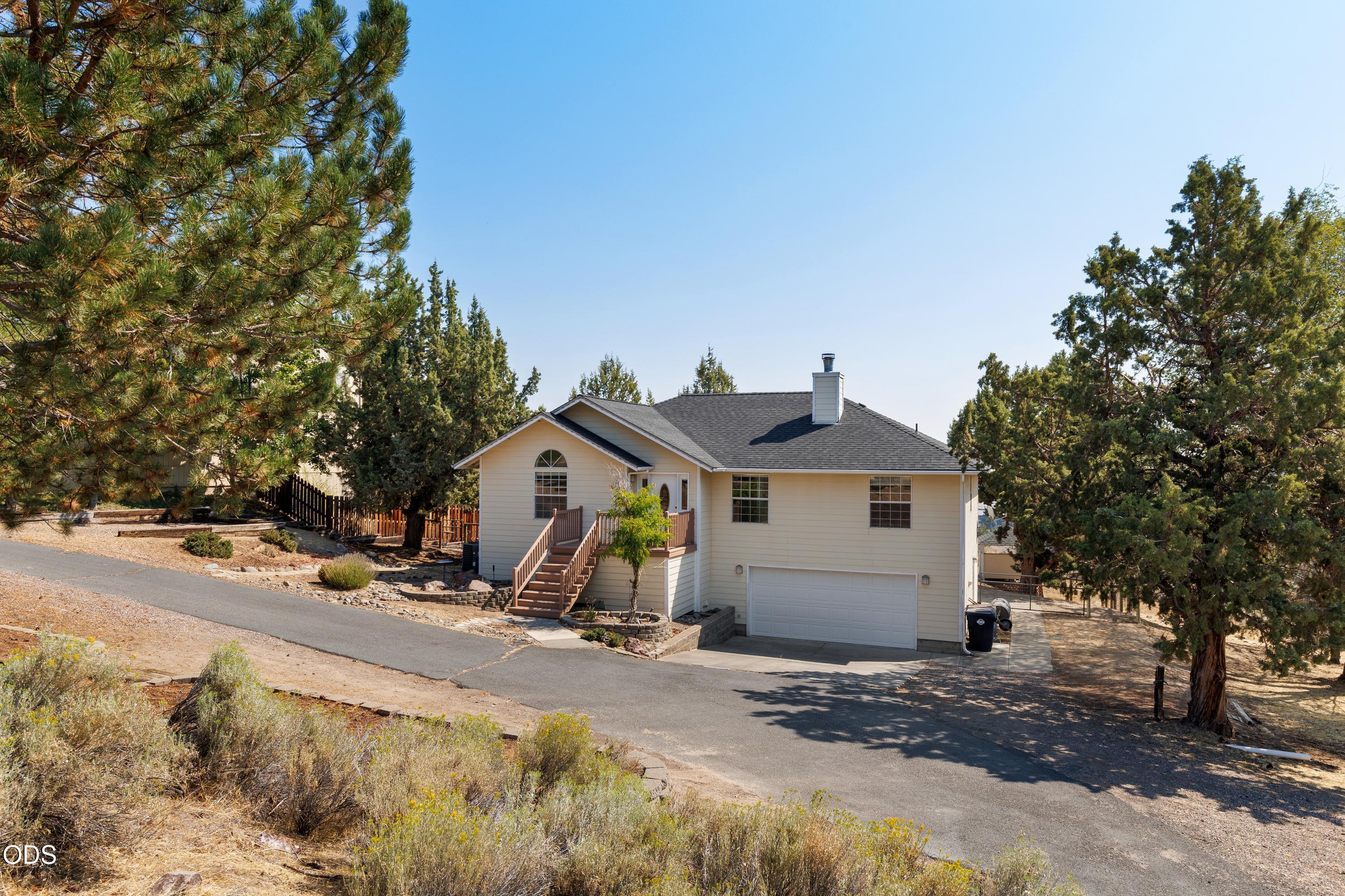 3244 SW 34th Street