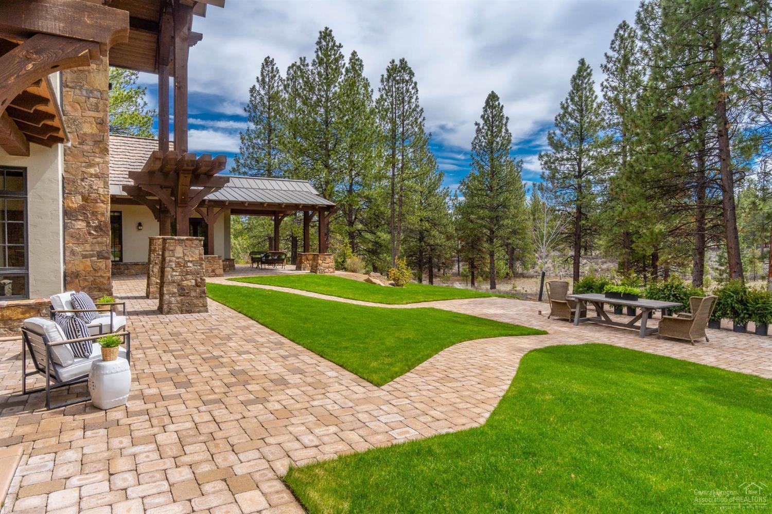 The Highlands at Broken Top - Residential