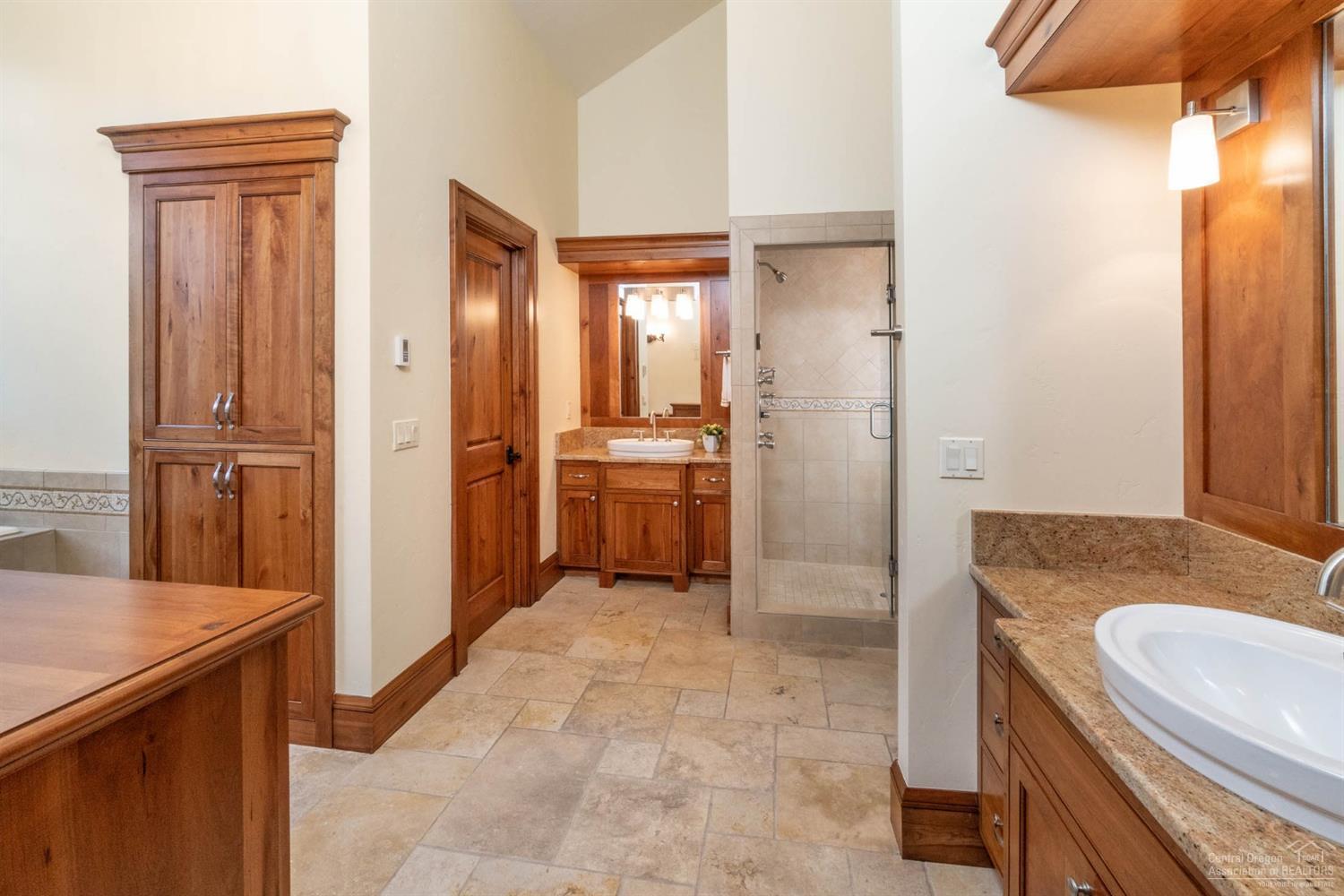 The Highlands at Broken Top - Residential