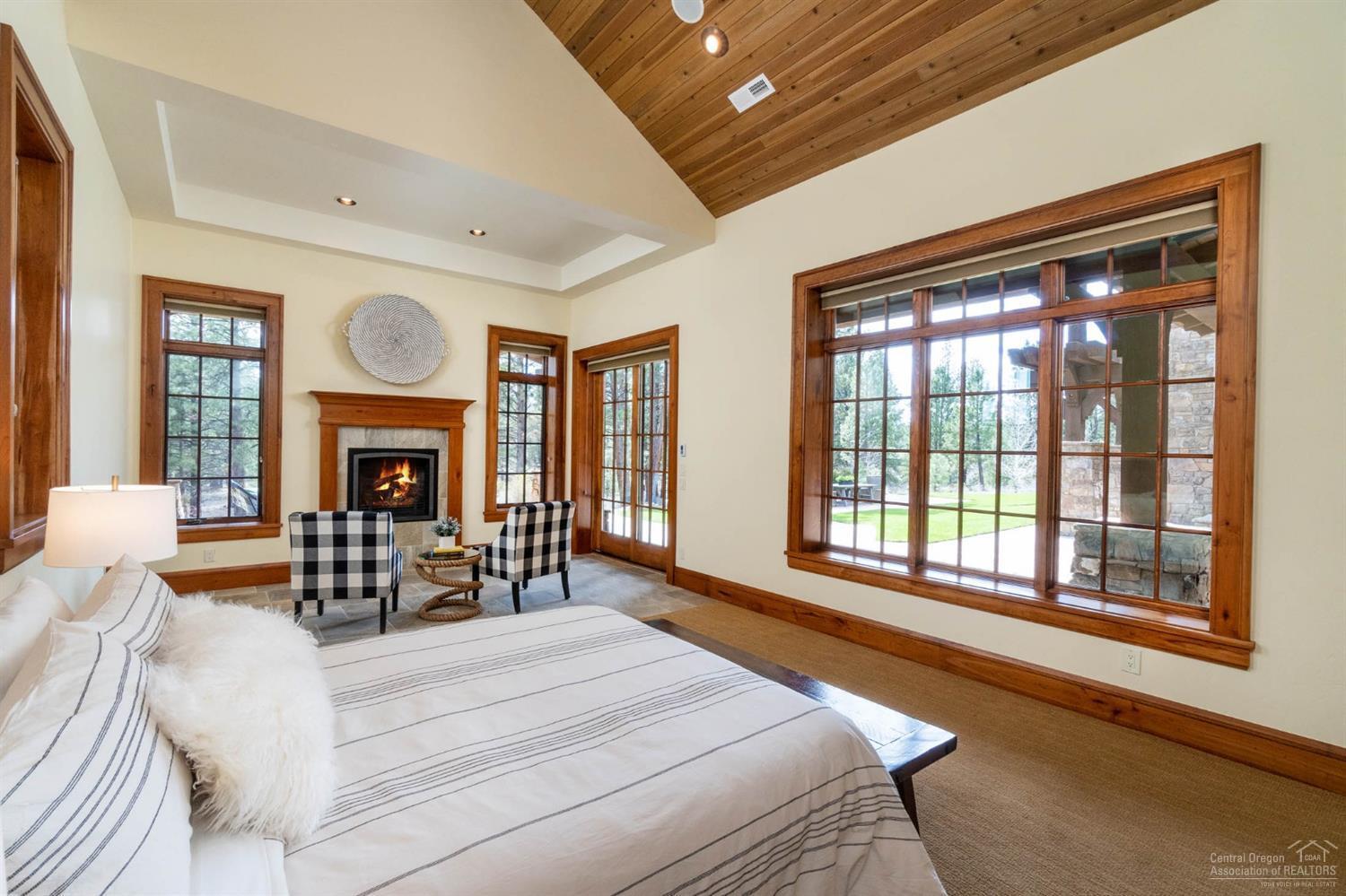 The Highlands at Broken Top - Residential