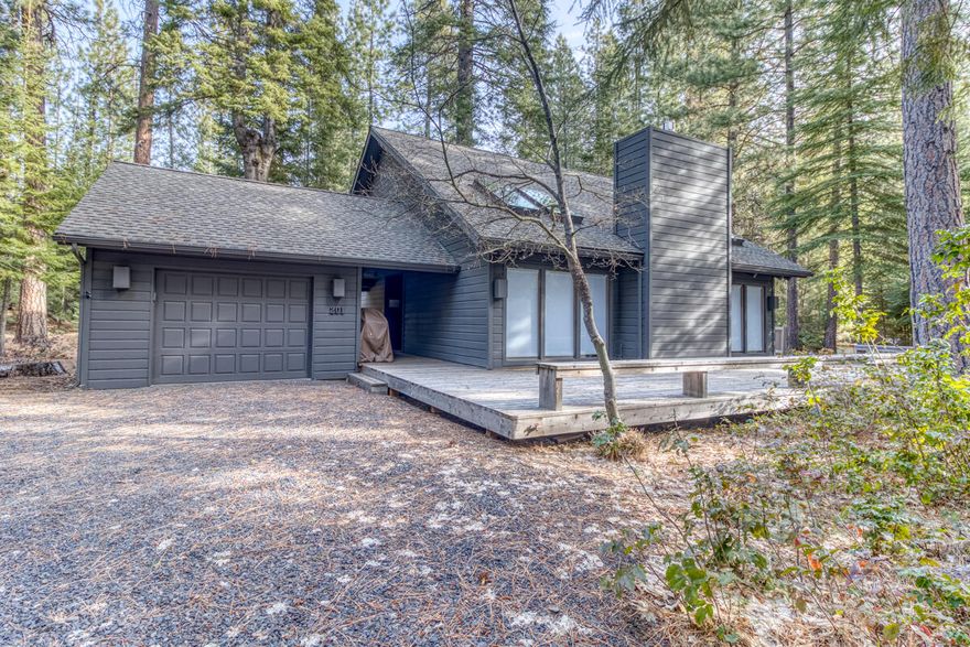 Wonderful Black Butte Ranch home that has been well cared for and upgraded throughout. The lower level boasts immaculate solid oak flooring, tall windows and skylights for an abundance of natural lighting and scenery, a beautiful propane fireplace, remodeled kitchen with granite counter tops and stainless-steel appliances, a large bedroom and upgraded bathroom. Upstairs has 2 spacious bedrooms and a full bathroom as well as a loft for additional space. With a large deck and private wooded back drop you will have plenty of space for outdoor activities. Being sold mostly furnished with some exclusions, this home is move-in ready!