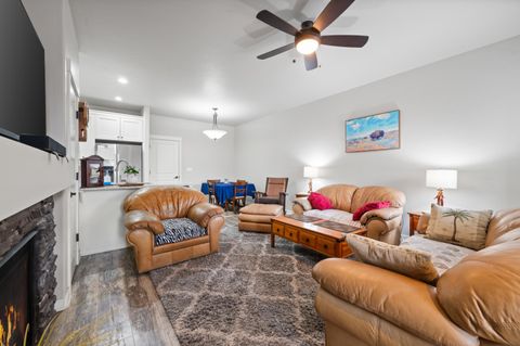 Tiny photo for 3131 SW 28th Street, Redmond, OR 97756 (MLS # 220216987)