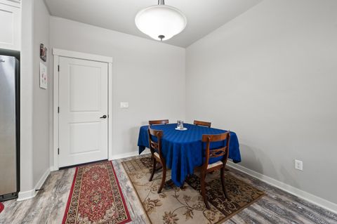 Tiny photo for 3131 SW 28th Street, Redmond, OR 97756 (MLS # 220216987)