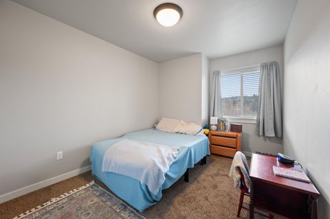 Tiny photo for 3131 SW 28th Street, Redmond, OR 97756 (MLS # 220216987)