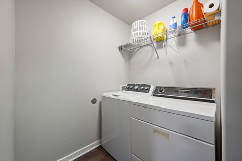 Tiny photo for 3131 SW 28th Street, Redmond, OR 97756 (MLS # 220216987)