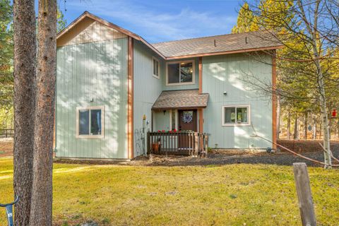 Tiny photo for 55065 Marten Lane, Bend, OR 97707 (MLS # 220213027)