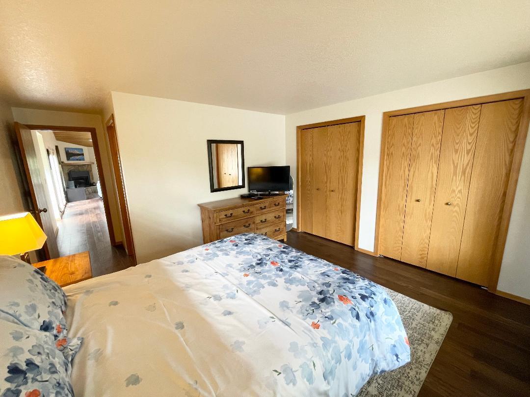 Fairway Vill Condo - Residential