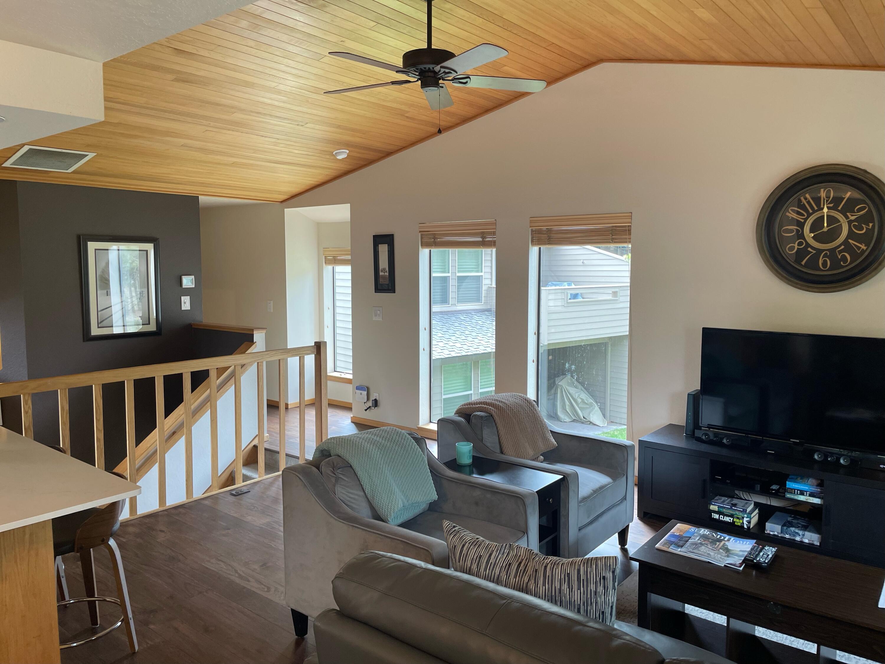 Fairway Vill Condo - Residential