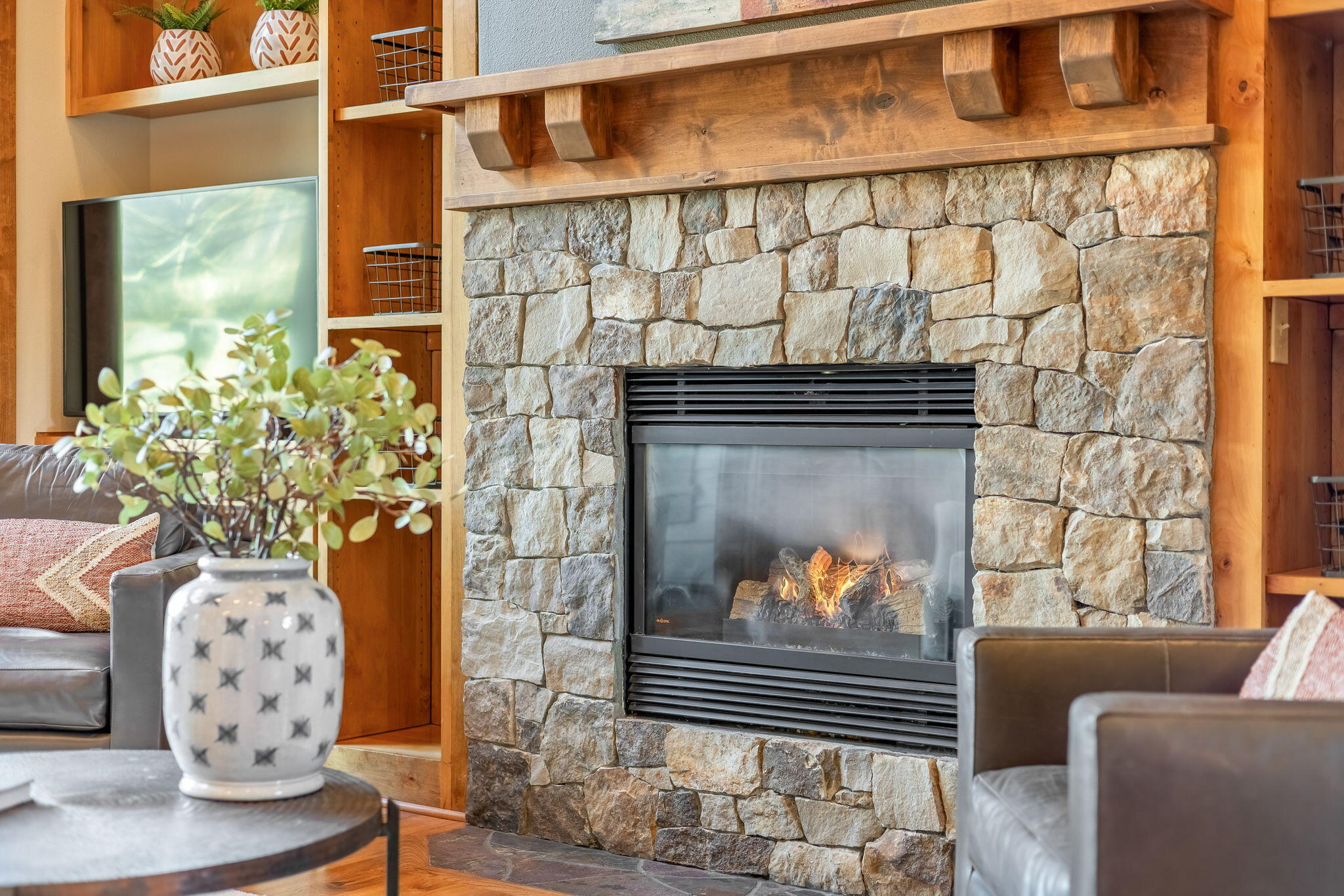 Broken Top - Residential