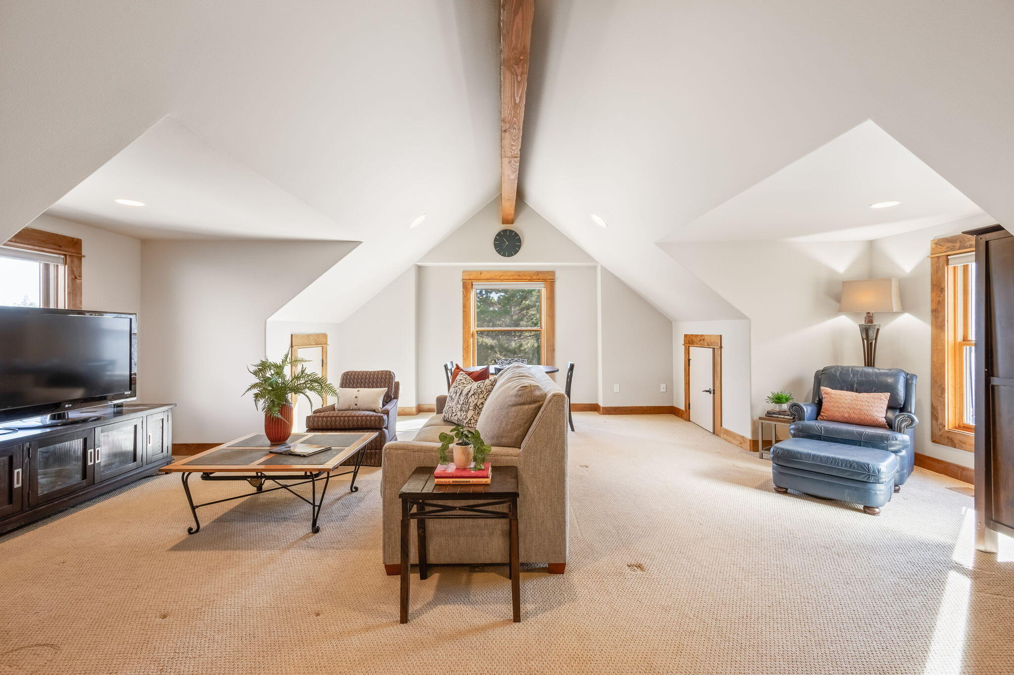 Broken Top - Residential