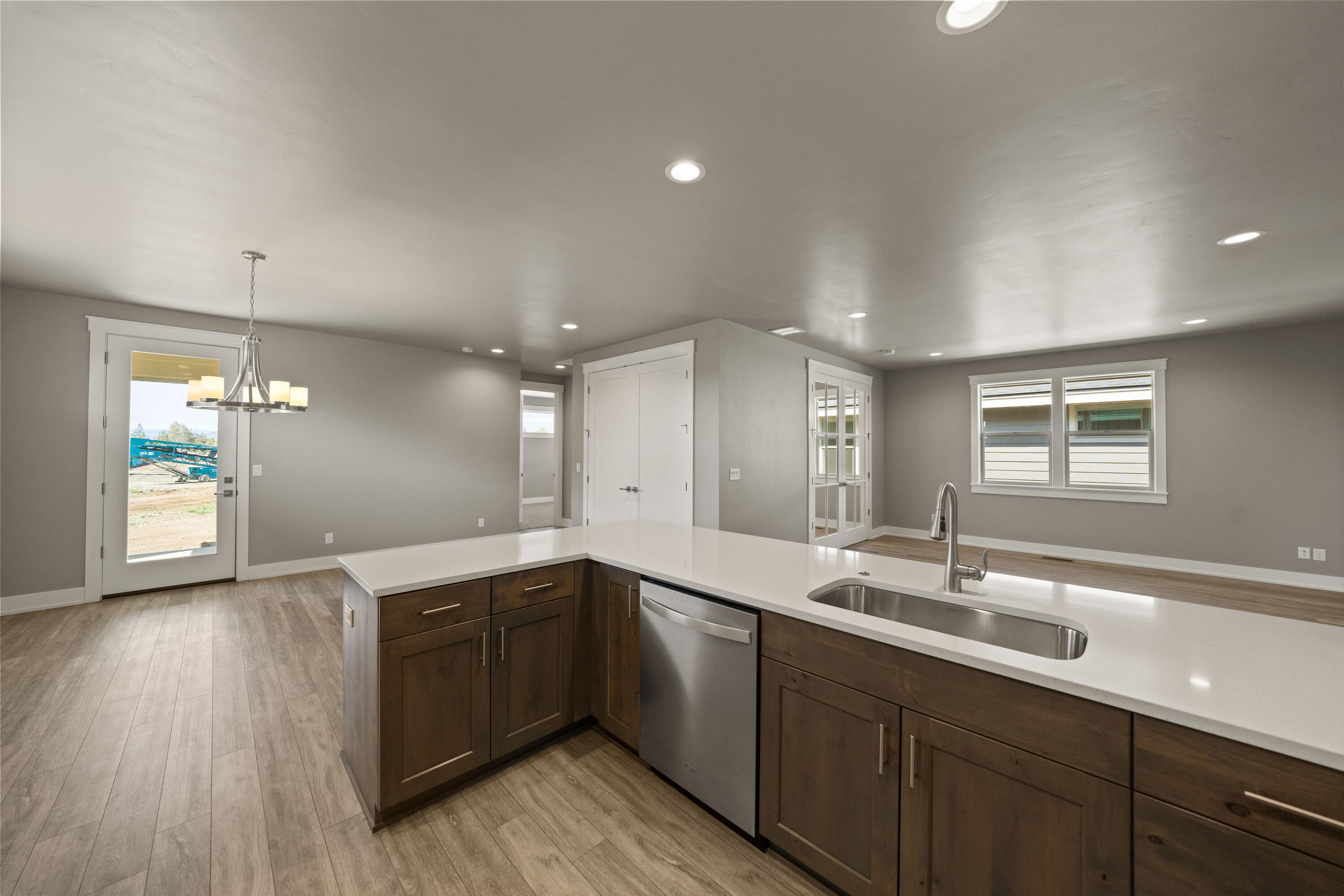 Dry Canyon - Residential