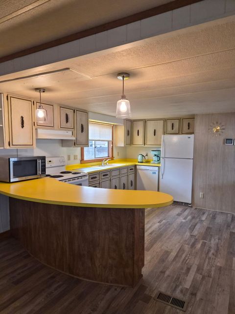 3635 NW Oak Avenue NW Redmond OR 97756