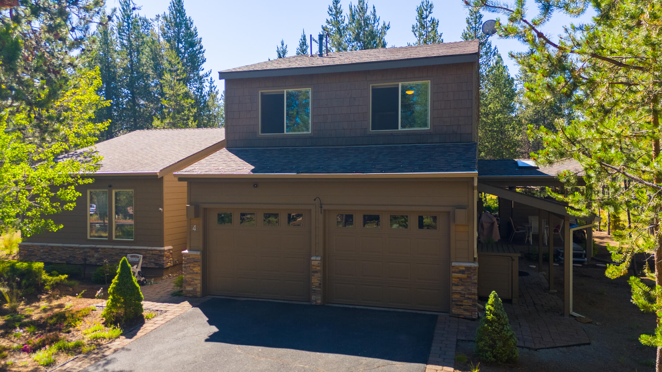 Fairway Crest Village - Residential