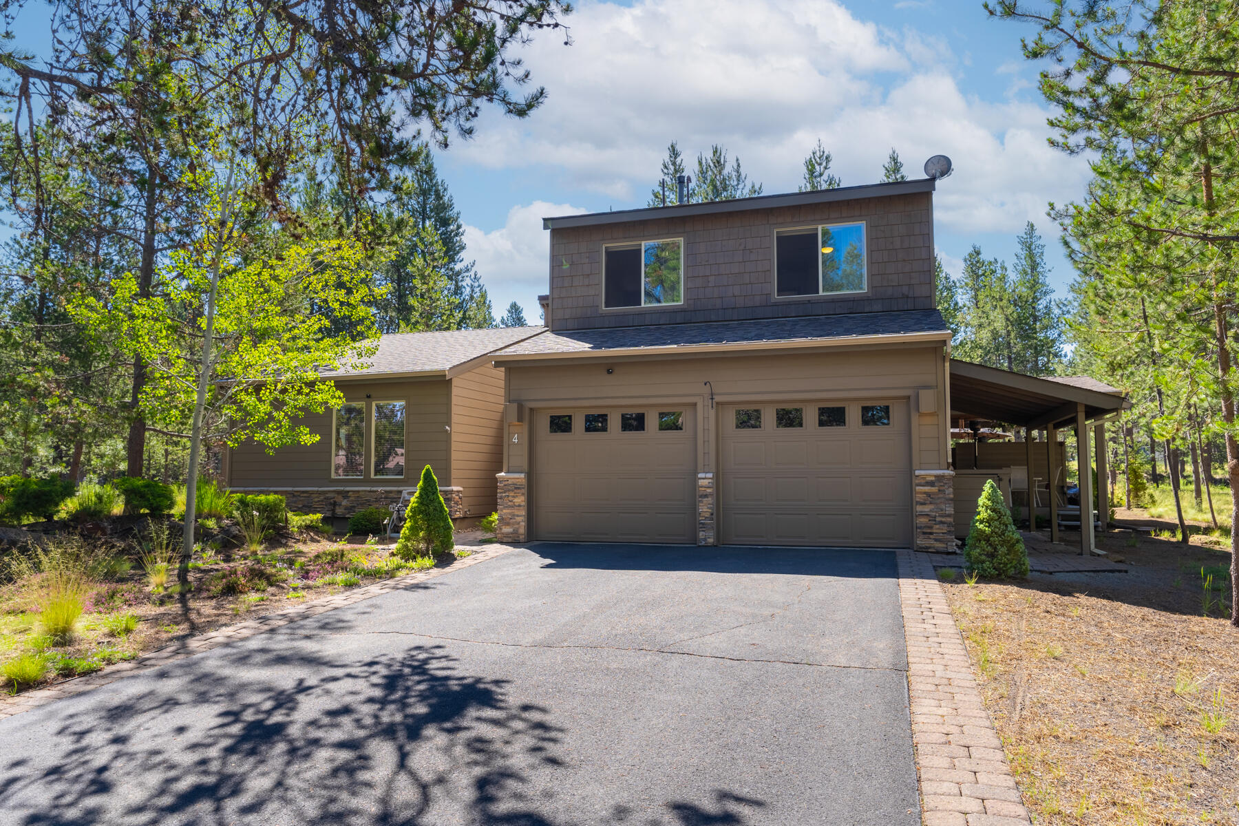 Fairway Crest Village - Residential