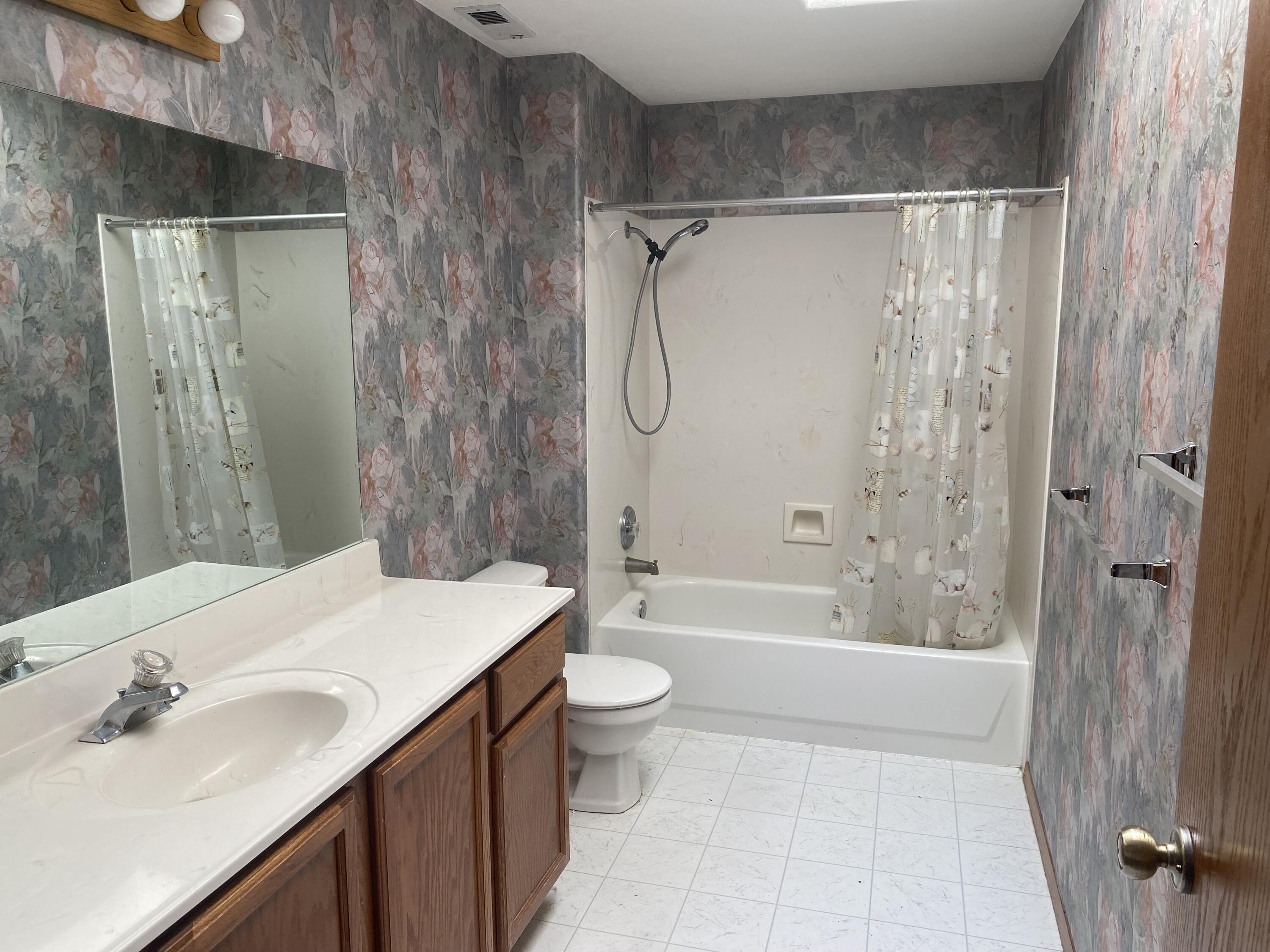 Larson Creek Estates Phases 1And 2 - Residential