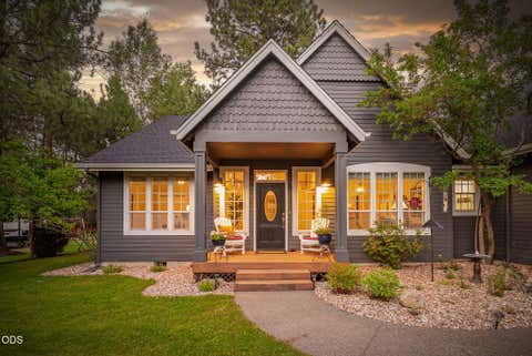Photo of 750 S Maple Street, Sisters, OR 97759 (MLS # 220226646)