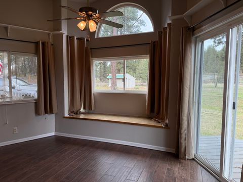 Tiny photo for 32311 Bobwhite Drive, Bonanza, OR 97623 (MLS # 220219863)