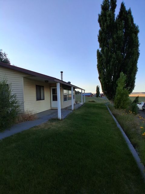 Tiny photo for 31643 L 5 Lane, Burns, OR 97720 (MLS # 220213932)
