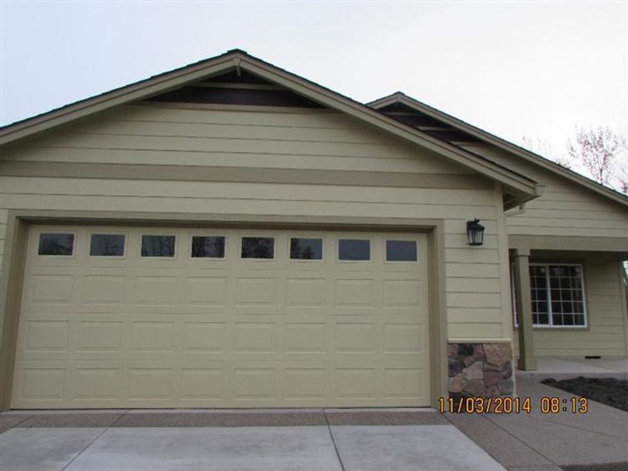 Brand new home, beautifully finished with up graded appliances and flooring. 3 bedroom 2 bath, 2 car garage. View of open space in back yard. Priced to sell fast and ready for you. All information deemed reliable, however buyer to do own due diligence. Listing agent is also a licensed contractor in the state of Oregon.