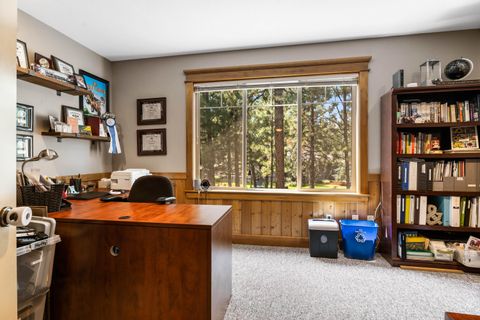 Tiny photo for 14597 Bluegrass Loop, Sisters, OR 97759 (MLS # 220219400)