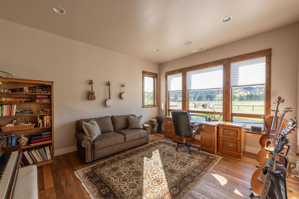 North River - Residential