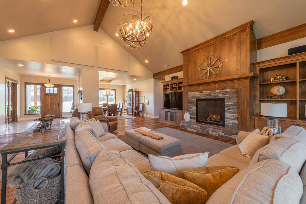 North River - Residential